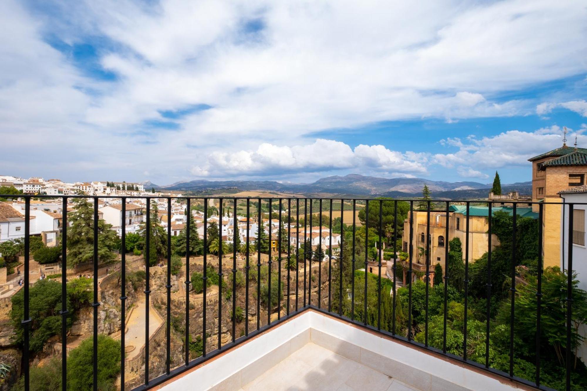 Apartamentos Casa-Palacio Santa Pola Ronda Exterior photo